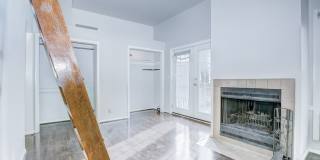 Lovely Lofted H Street Condo + Parking! Lovely Lofted H Street Condo + Parking! Gallery 1