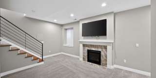 Charming 3BR House in Denver Gallery 1