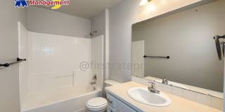 10122 W Garverdale Ln Gallery 17