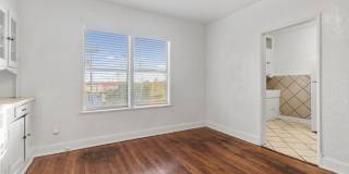 1630 W Rosewood Gallery 10