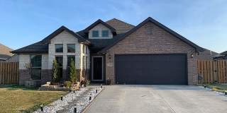 Beautiful Orchard Park Home! Gallery 1