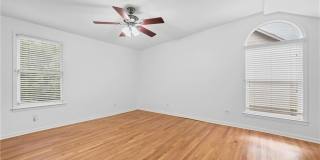 2429 Claude Street NW Gallery 24