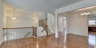 3377 N Twin Alley Gallery 15