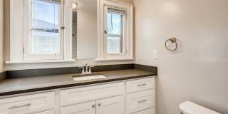 1246 Jackson Street Gallery 12