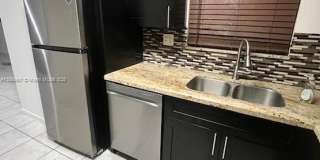 3621 NW 95th Ter Gallery 1