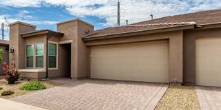 Luxury 2BR + Den Townhome in Amenity-Packed Community - Encanterra Gallery 33