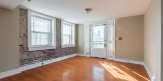 201 West Fifth Avenue - Apt 15 Gallery 3