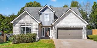 Beautiful 4 Bedroom House in Rossview - Positioned in a culd-e-sac! Beautiful 4 Bedroom House in Rossview - Positioned in a culd-e-sac! Gallery 1