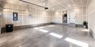 SOUTHRIDGE HOME! Modern Comfort Meets Everyday Convenience! Gallery 24