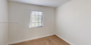 460 NE 194th Ter Gallery 16