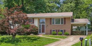 905 CAROLE Court SE Gallery 1
