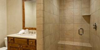 32 Prospector Road Gallery 30