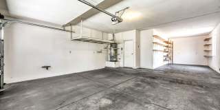 4 Bedroom in a Gated Community with Community Pool & Gym! Gallery 21