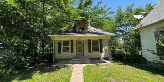 $1100 - 3 bed 1 bath - Single Family Home $1100 - 3 bed 1 bath - Single Family Home Gallery 1