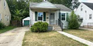 Lovely 2 Bedroom 1 Bathroom now available for rent! Gallery 1