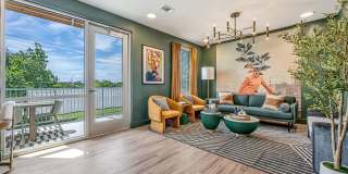 East 9th Apartments Gallery 18