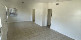 4526 Fairview St Gallery 11