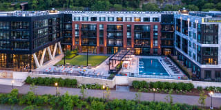 Glasshouse Pittsburgh Gallery 50