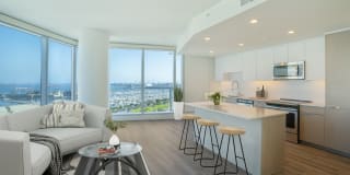 Shoreline Gateway Gallery 11