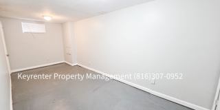 Beautiful 4 Bed, 2 Bath Home in Kansas City Gallery 23