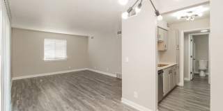 Hunter's Glen Apartments Gallery 8
