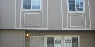 Adorable Upgraded Condo Near Downtown Gallery 1