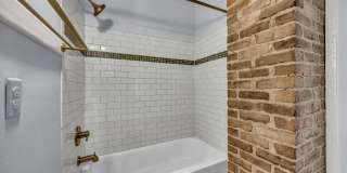 729 Princess Street Gallery 14