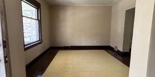 Newly Renovated 4 Bedroom Home Gallery 7