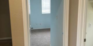 Spacious home in University Park Gallery 17