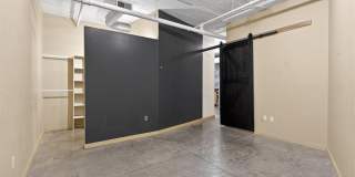 1611 Locust Street Gallery 13