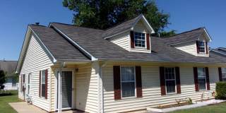 Ground Floor 2 Bedroom 2 Bath Condo in Farmington Hills Gallery 1