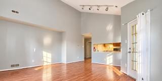 3121 CHARING CROSSING 3121 CHARING CROSSING Gallery 1