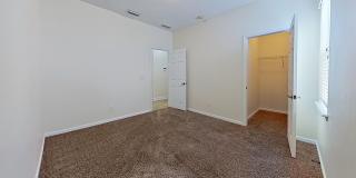 Room for Everyone in This Stunning 6-Bedroom Home! Gallery 17