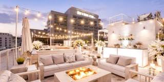 Gorgeous Historical property with new interiors Gallery 104