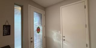 3 Bedroom Townhome Near Juan Tabo Blvd SE & Four Hills! Gallery 4