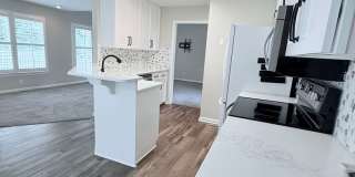 Ranch living in the City Gallery 7