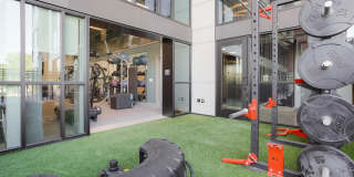 Alloy Sunnyside Gallery 18