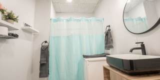 Bright Newly Remodeled 1BR House in Terre Haute Apt 2 Gallery 26