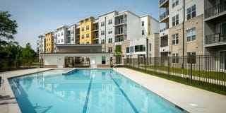 Woodmore Grand Gallery 2