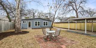 2018 Remodeled 3 bed / 2 bath - wood / tile floors, fenced yard. Hyde Park / Downtown Gallery 34