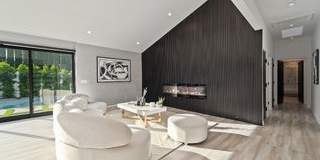 5301 Crebs Avenue Gallery 2