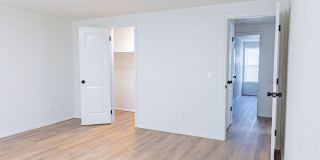 600 Southeast 38th Street Gallery 21