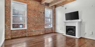 612 Central Street Gallery 5