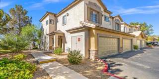Spacious Open-Concept Home with Balcony, Fireplace & Ensuite Bedrooms Spacious Open-Concept Home with Balcony, Fireplace & Ensuite Bedrooms Gallery 1
