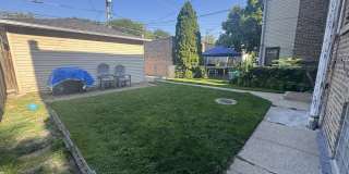 5849 N Campbell Avenue Gallery 15