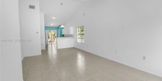 117 SE 3rd Ave Gallery 3