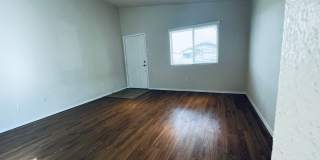 3 bed 2 bath 1400 sq ft home Gallery 24
