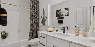 1000 West 1000 West Gallery 24