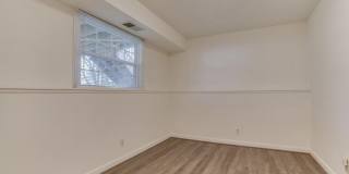 2801 REIGN Street Gallery 13