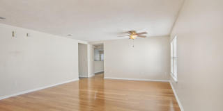 2346 ADAMS LAKE Boulevard Gallery 8